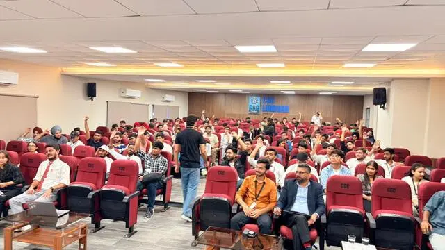 Audience engagement moment from October 2025